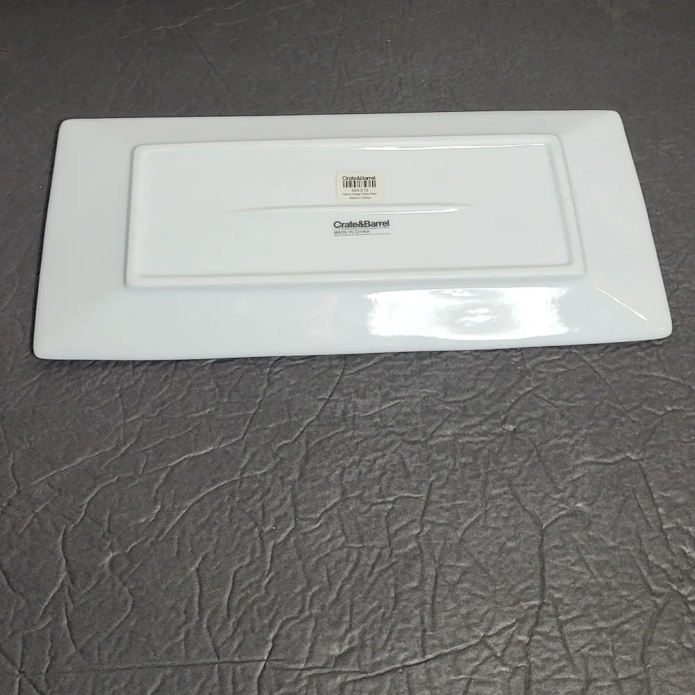 Crate and Barrel Blue Hana Flower Leaf and Vine White Rectangular Serving Plate